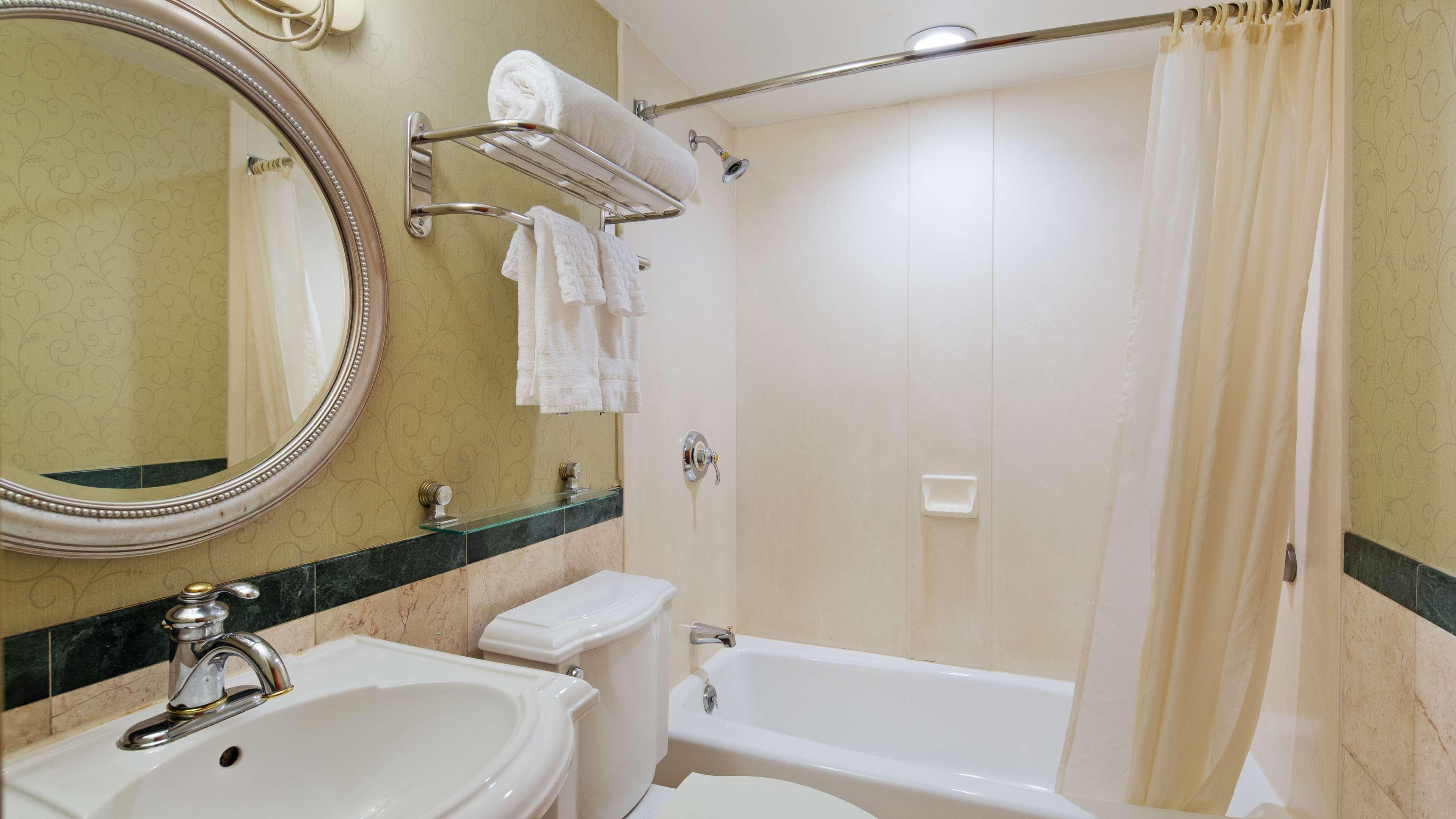 Best Western Queens Court New York Exteriör bild