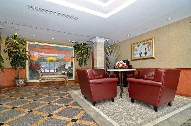 Best Western Queens Court New York Exteriör bild